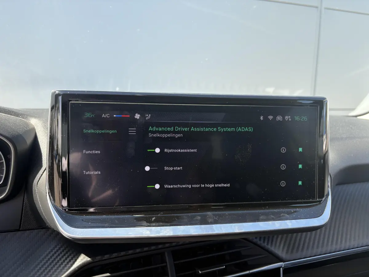 PureTech 75 Style | Parkeerhulp | Cruise control | Apple Carplay/Android Auto
