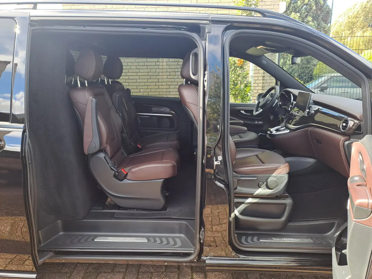 250d 4-MATIC AMG uitvoering Lang DC