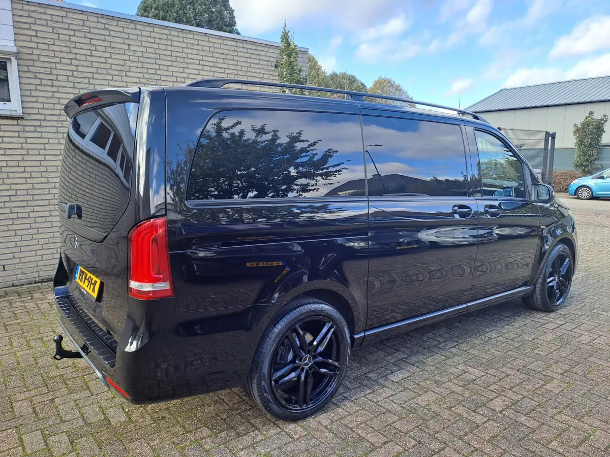 250d 4-MATIC AMG uitvoering Lang DC