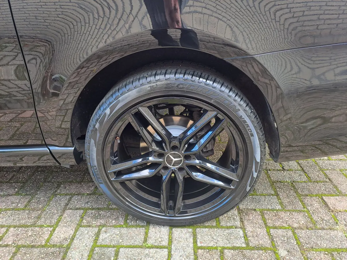 250d 4-MATIC AMG uitvoering Lang DC