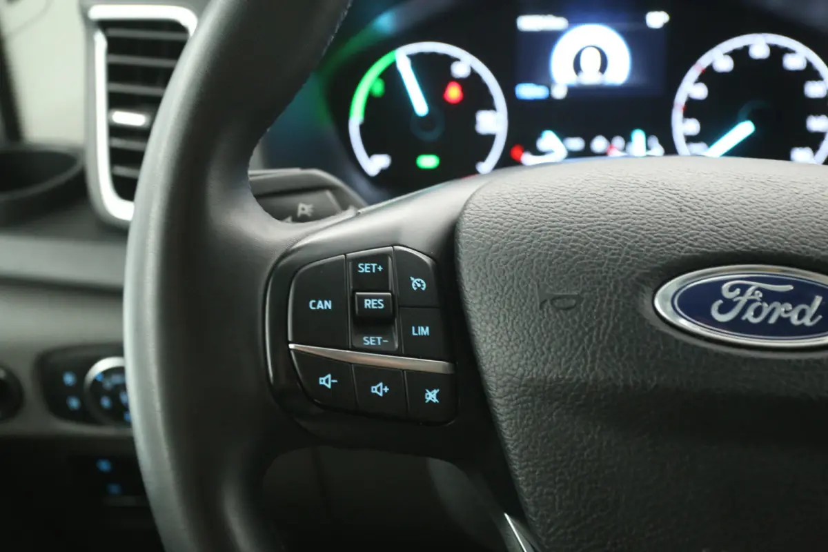 68 kWh L3H3 | Snelladen | SOH 98% | Clima | Cruise | 360° Camera | 3 Zits | Carplay | Navi