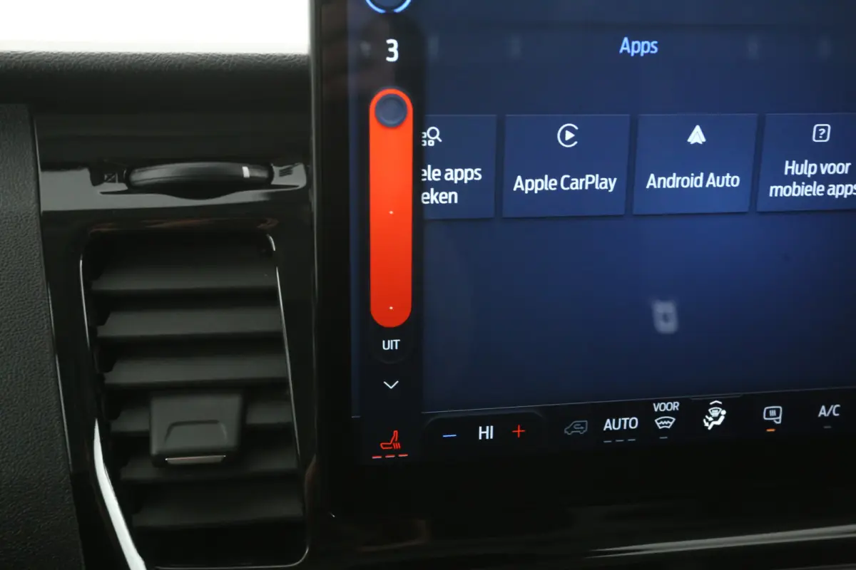 68 kWh L3H3 | Snelladen | SOH 98% | Clima | Cruise | 360° Camera | 3 Zits | Carplay | Navi