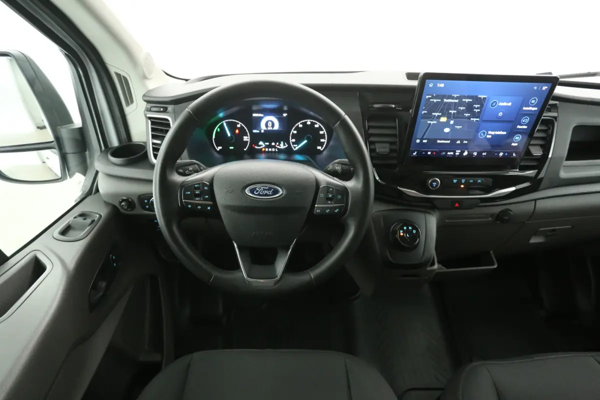 68 kWh L3H3 | Snelladen | SOH 98% | Clima | Cruise | 360° Camera | 3 Zits | Carplay | Navi