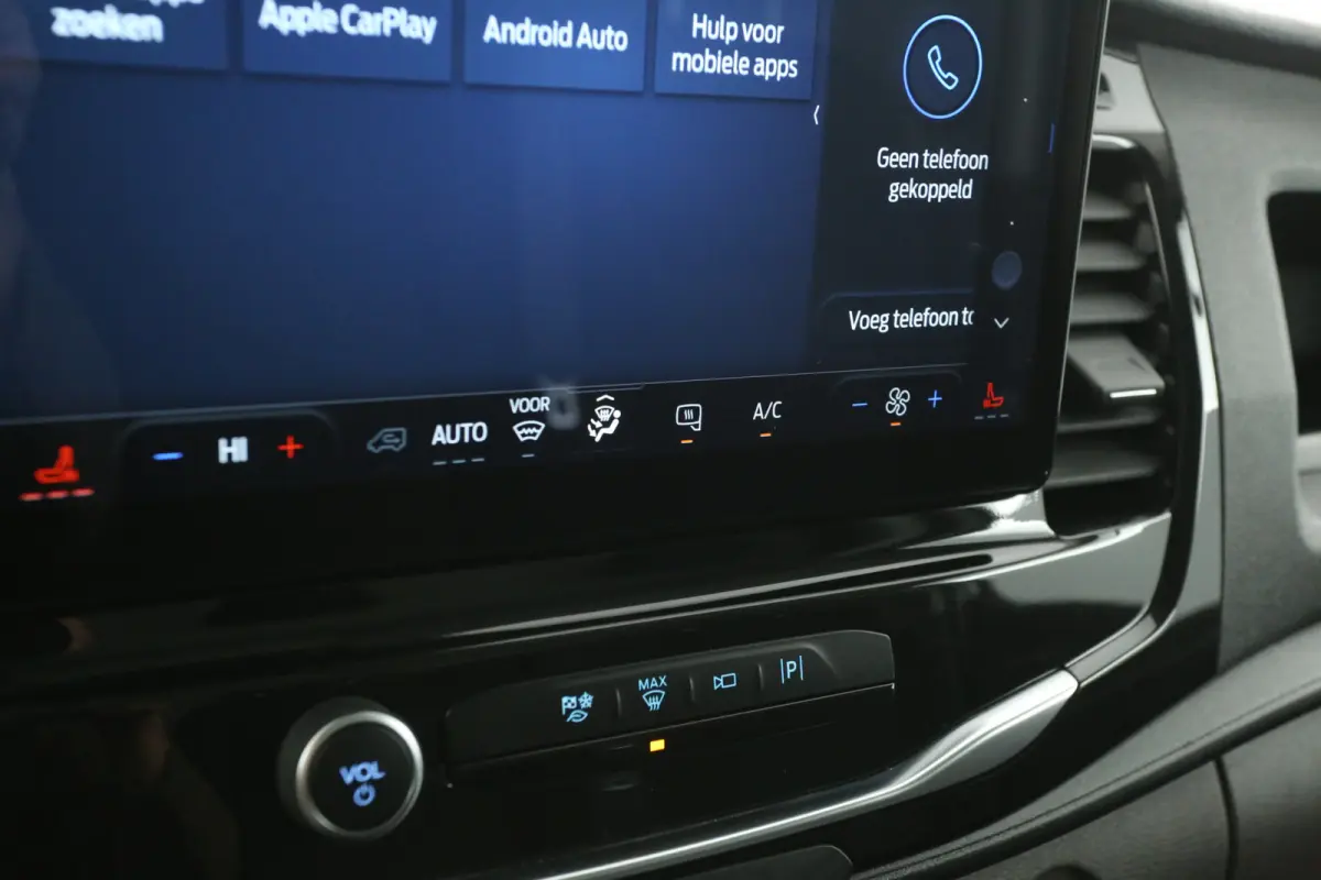 68 kWh L3H3 | Snelladen | SOH 98% | Clima | Cruise | 360° Camera | 3 Zits | Carplay | Navi