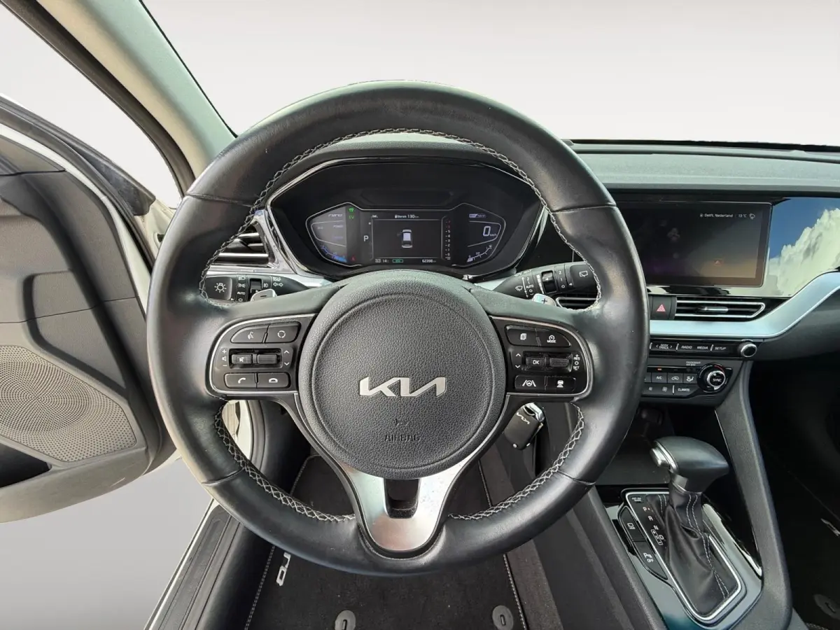 1.6 GDi Hybrid DynamicLine | *1E EIGENAAR | TREKHAAK | FABRIEKSGARANTIE | APPLE CARPLAY/ ANDROID AUTO | NAVI | CAMERA | LMV | DAB+ | STOF/ LEDER | ETC…