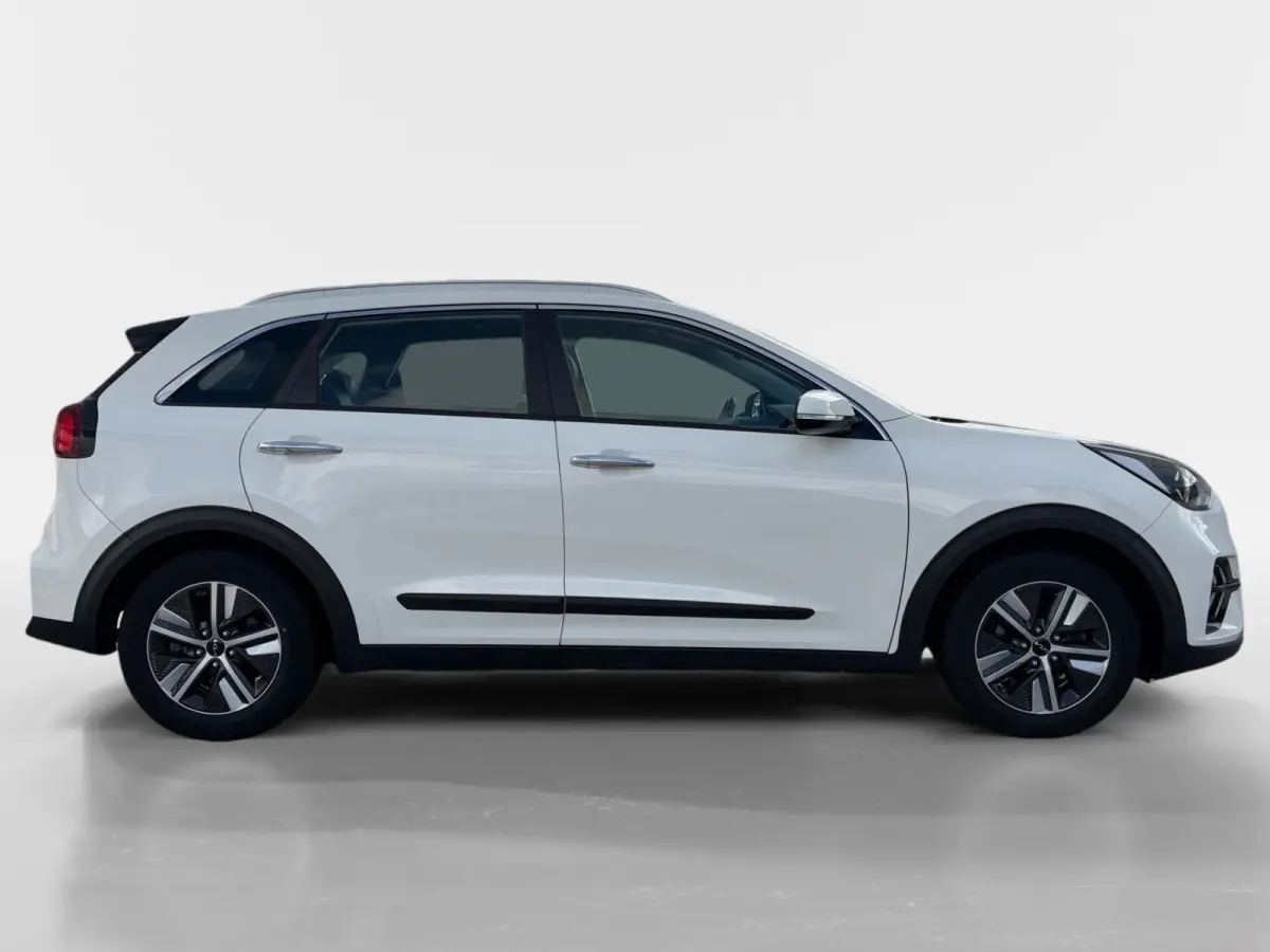 1.6 GDi Hybrid DynamicLine | *1E EIGENAAR | TREKHAAK | FABRIEKSGARANTIE | APPLE CARPLAY/ ANDROID AUTO | NAVI | CAMERA | LMV | DAB+ | STOF/ LEDER | ETC…