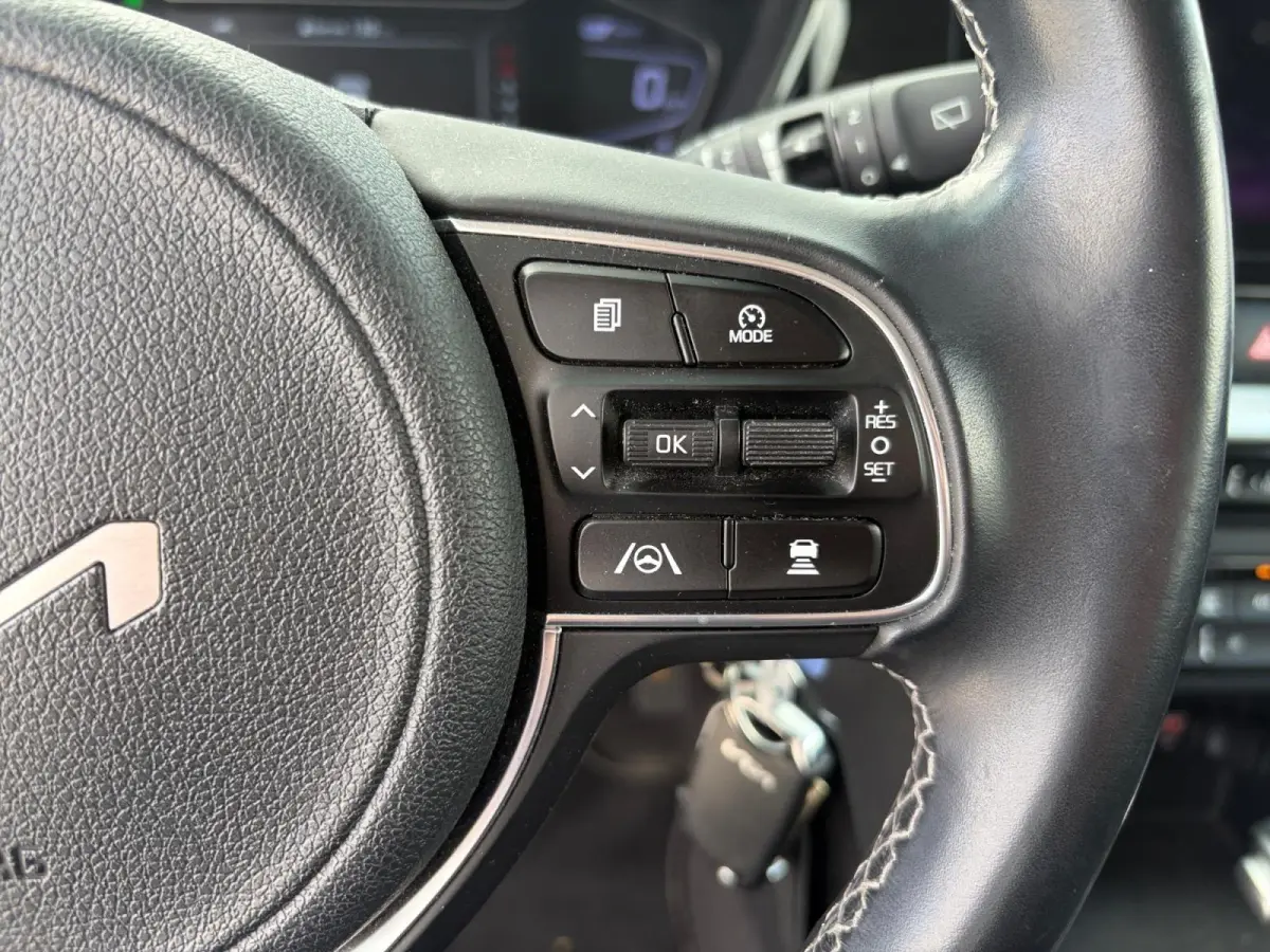 1.6 GDi Hybrid DynamicLine | *1E EIGENAAR | TREKHAAK | FABRIEKSGARANTIE | APPLE CARPLAY/ ANDROID AUTO | NAVI | CAMERA | LMV | DAB+ | STOF/ LEDER | ETC…
