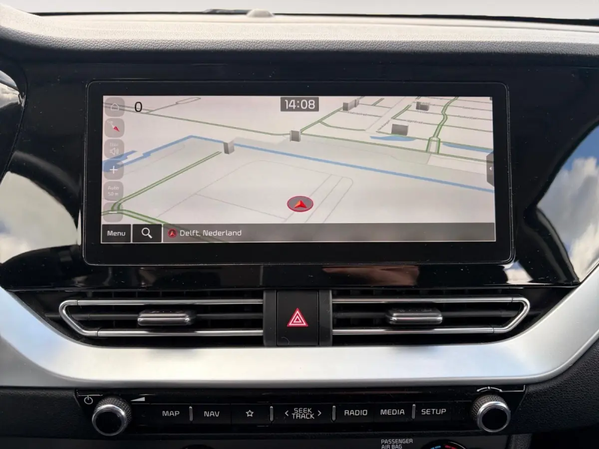 1.6 GDi Hybrid DynamicLine | *1E EIGENAAR | TREKHAAK | FABRIEKSGARANTIE | APPLE CARPLAY/ ANDROID AUTO | NAVI | CAMERA | LMV | DAB+ | STOF/ LEDER | ETC…
