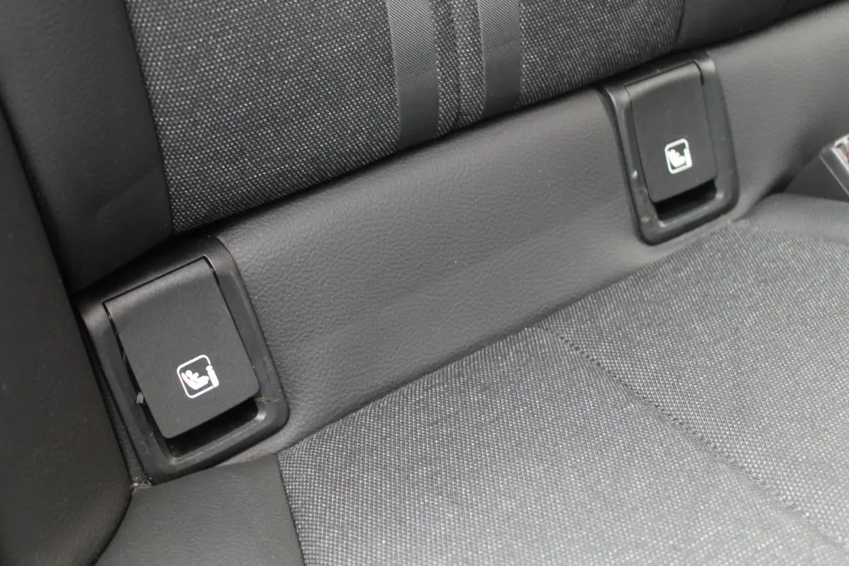 218i Executive Edition//Stoelverwarming//LED//Carplay!!