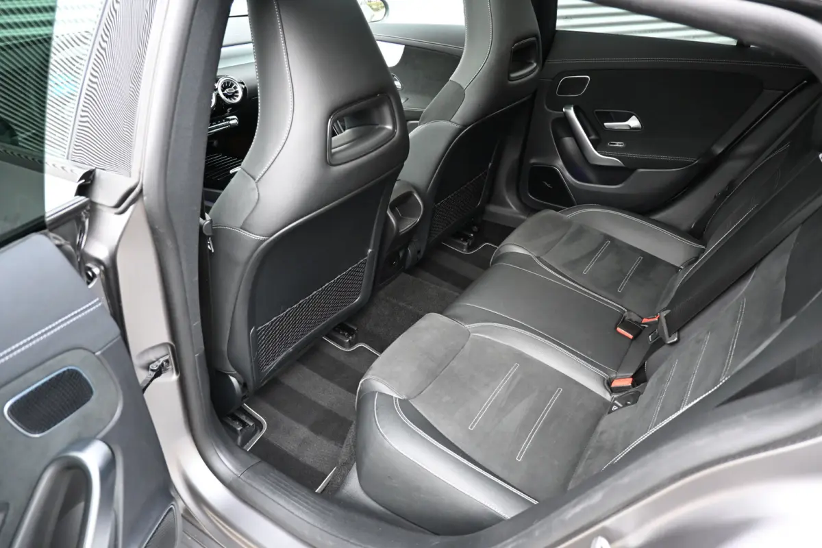 250 e Business Solution AMG | Memory | Burmester | Sfeer | Pano | Apple | Fabrieksgarantie 06-2028