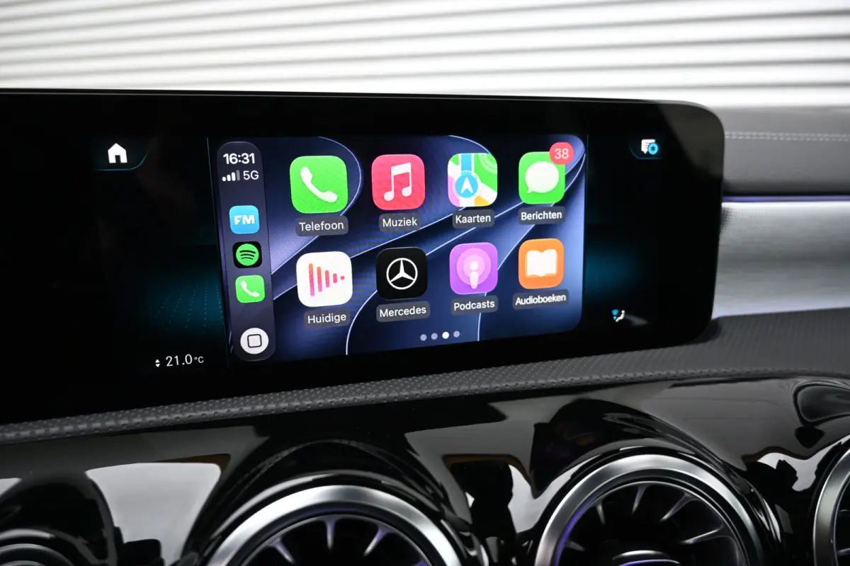 250 e Business Solution AMG | Memory | Burmester | Sfeer | Pano | Apple | Fabrieksgarantie 06-2028