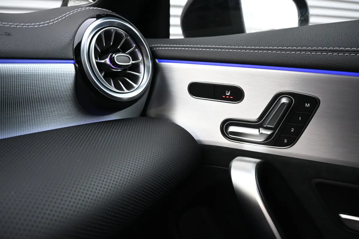 250 e Business Solution AMG | Memory | Burmester | Sfeer | Pano | Apple | Fabrieksgarantie 06-2028