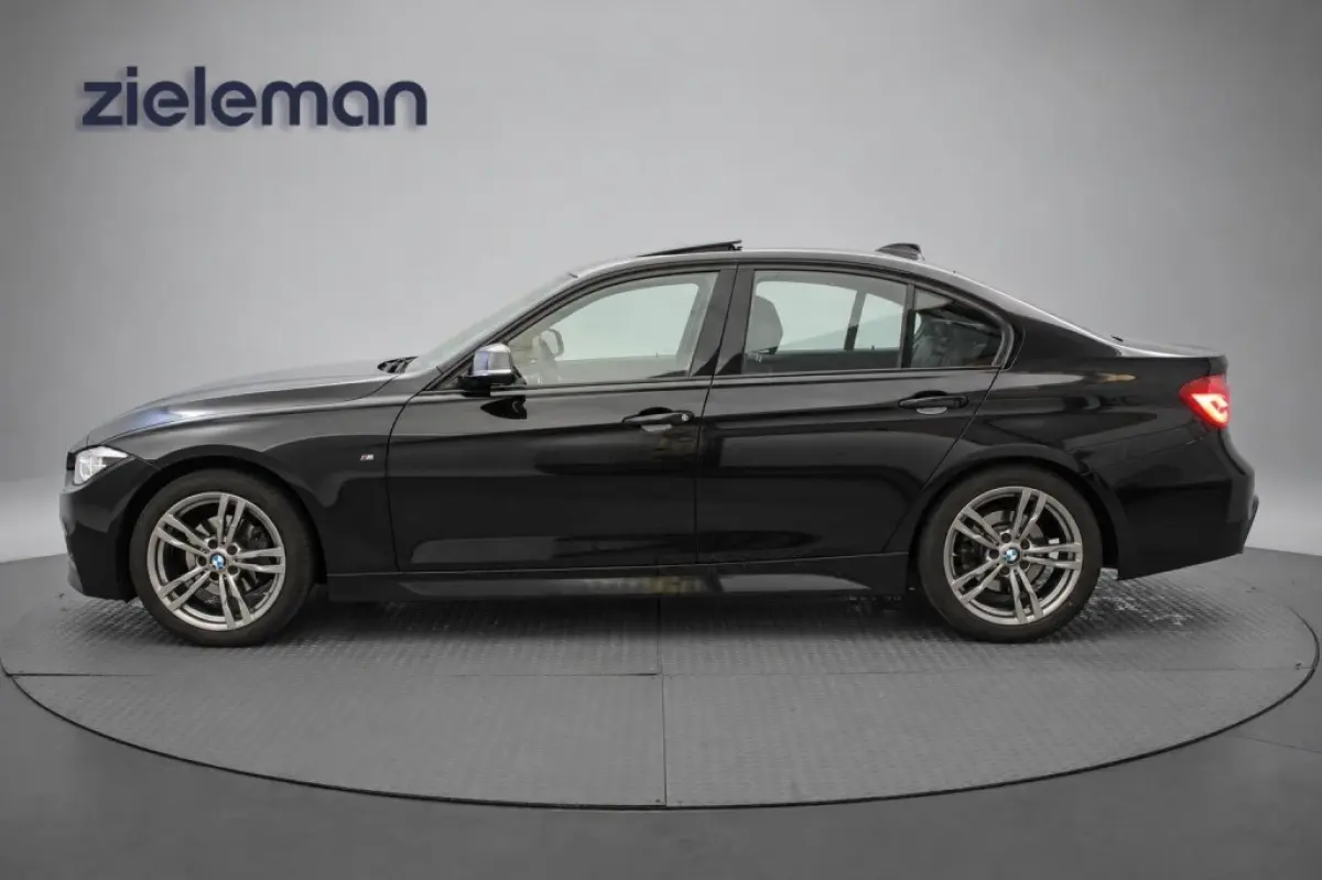 320i Edition M Sport Shadow Executive Automaat - Digitaal Cockpit, Schuif/Kanteldak, Afn. Trekhaak