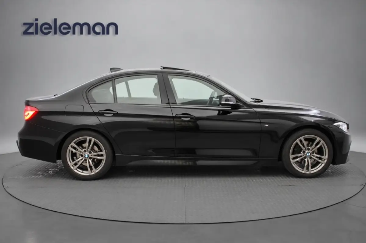 320i Edition M Sport Shadow Executive Automaat - Digitaal Cockpit, Schuif/Kanteldak, Afn. Trekhaak