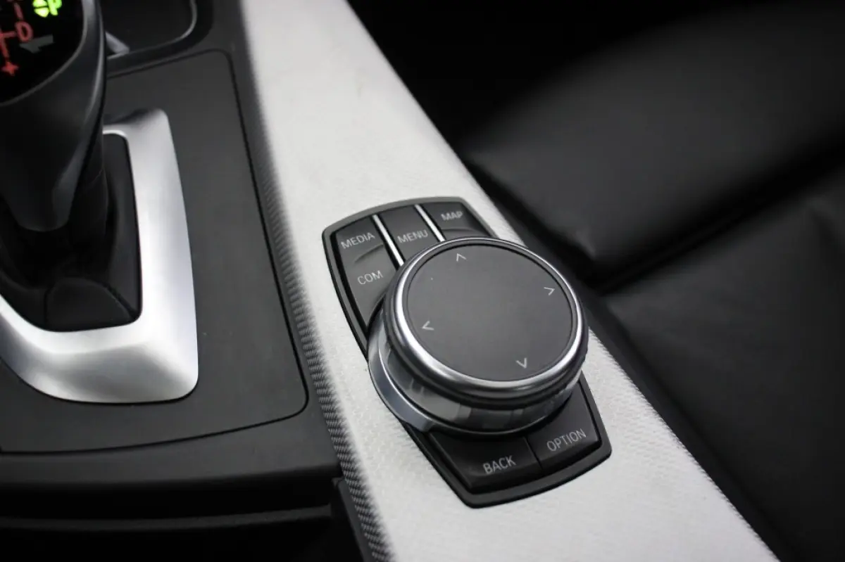 320i Edition M Sport Shadow Executive Automaat - Digitaal Cockpit, Schuif/Kanteldak, Afn. Trekhaak