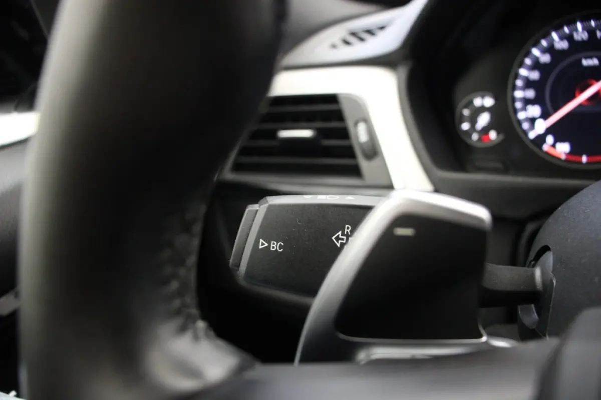 320i Edition M Sport Shadow Executive Automaat - Digitaal Cockpit, Schuif/Kanteldak, Afn. Trekhaak