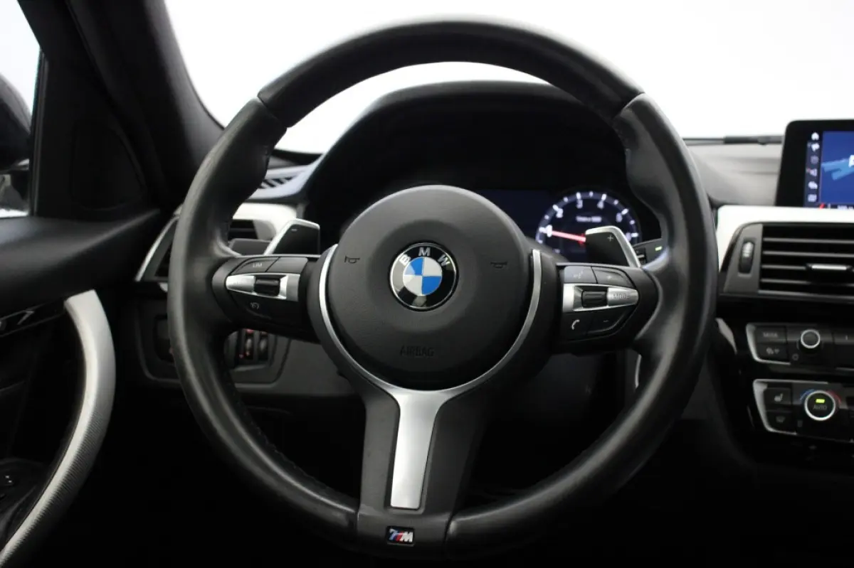 320i Edition M Sport Shadow Executive Automaat - Digitaal Cockpit, Schuif/Kanteldak, Afn. Trekhaak