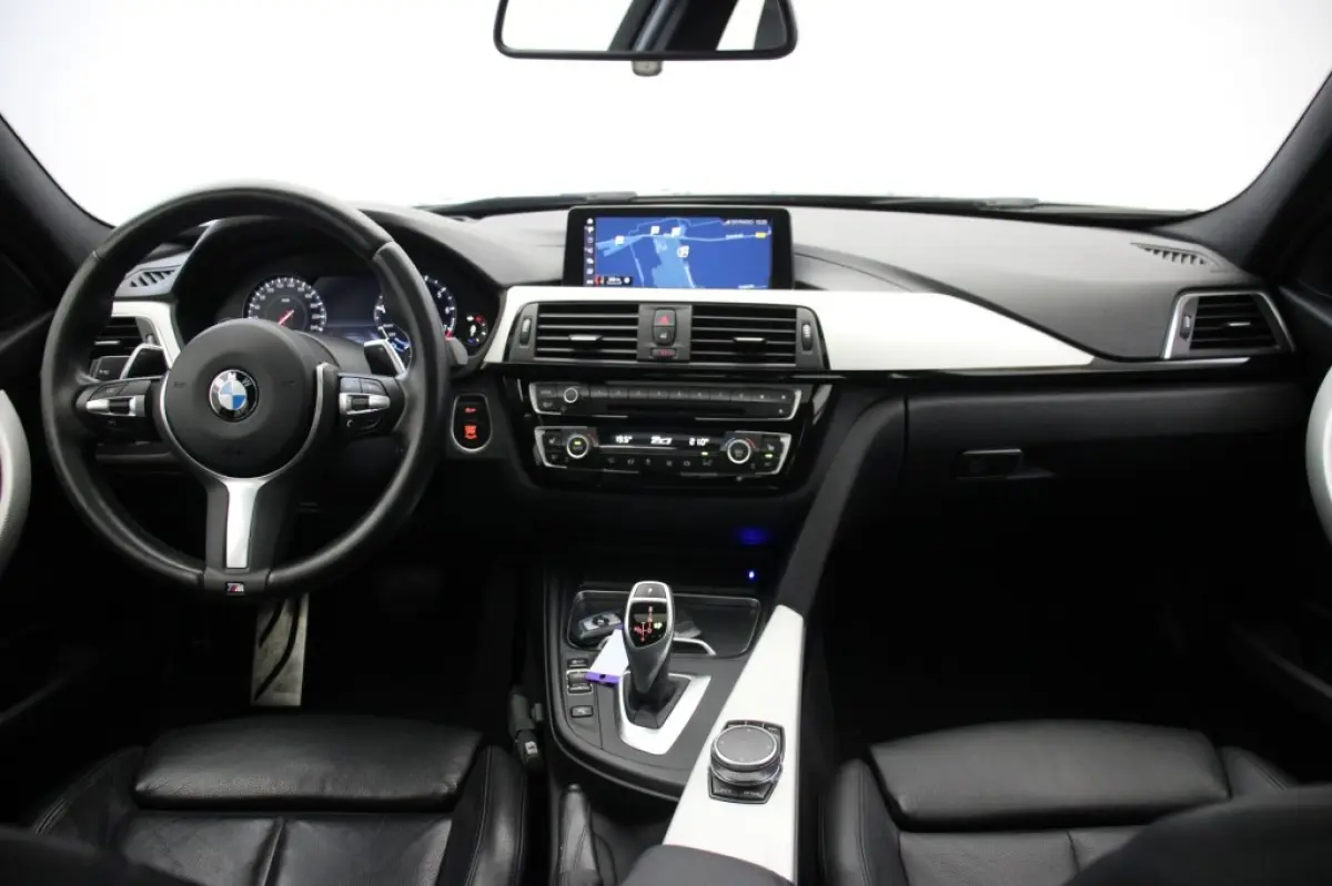320i Edition M Sport Shadow Executive Automaat - Digitaal Cockpit, Schuif/Kanteldak, Afn. Trekhaak