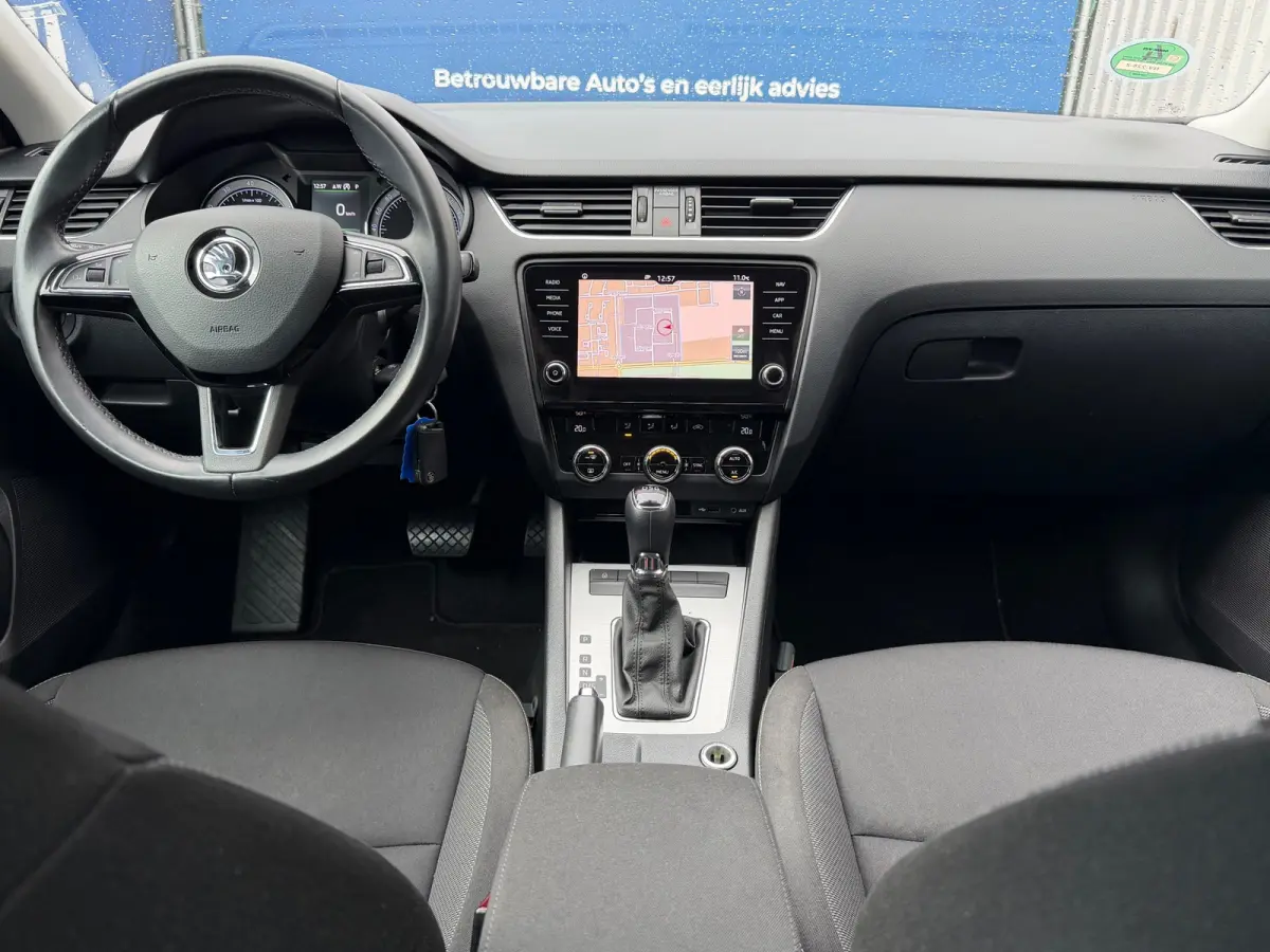 1.0 TSI Greentech Ambition Business|2e Eigenaar|Trekhaak|Navi|AppleCarPlay|Climate|Cruise|PDC|LMV|Bleutooth|