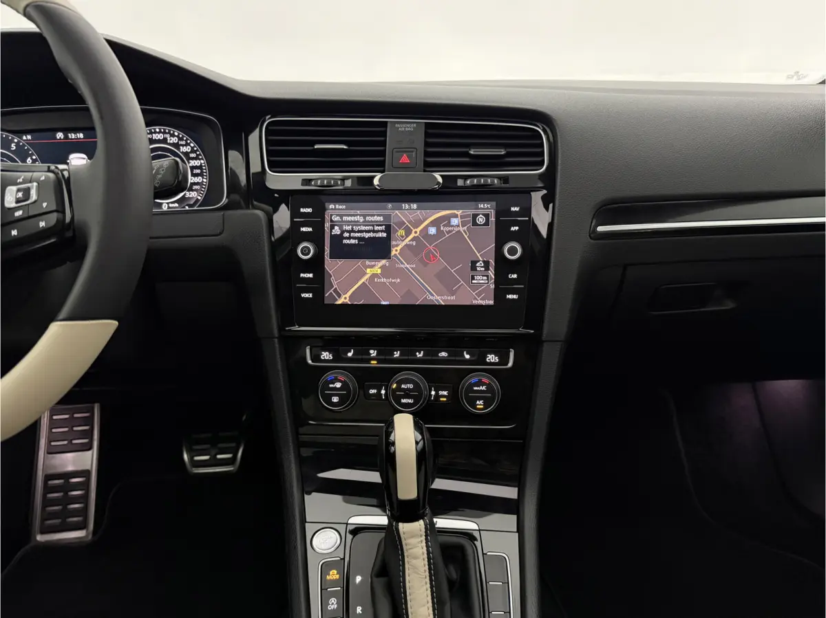 2.0 R TSI 4Motion 310PK | Pano | Virtual | Dynaudio | Camera | Carplay | Memory | Sfeer