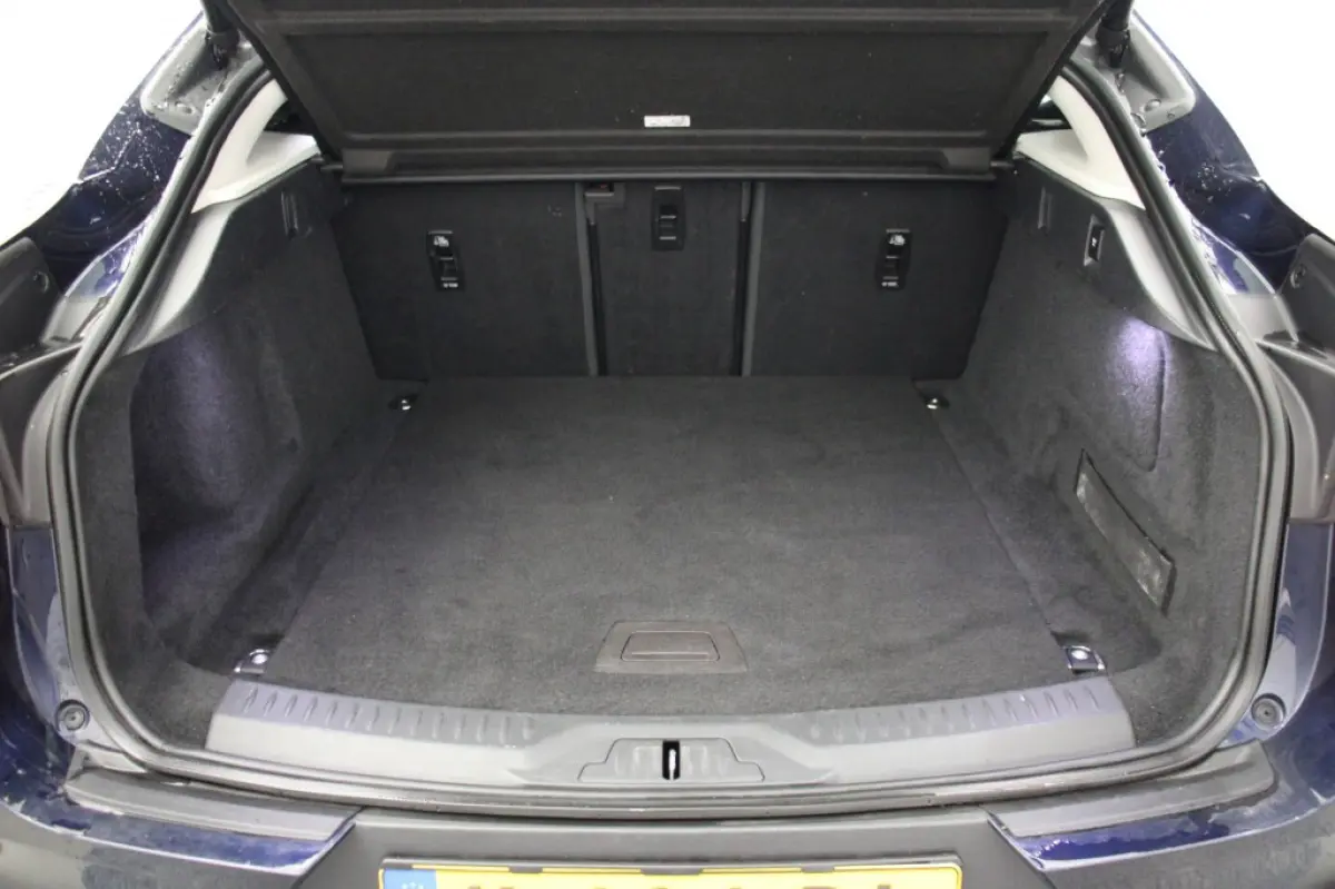 EV320 S Business Pack 90 kWh - Digitaal Cockpit, Carplay, Camera, Stoelverw. SOH 100%