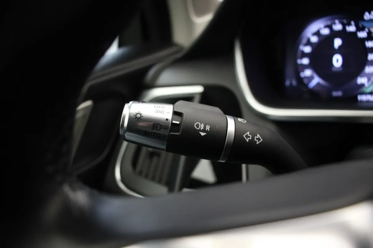 EV320 S Business Pack 90 kWh - Digitaal Cockpit, Carplay, Camera, Stoelverw. SOH 100%
