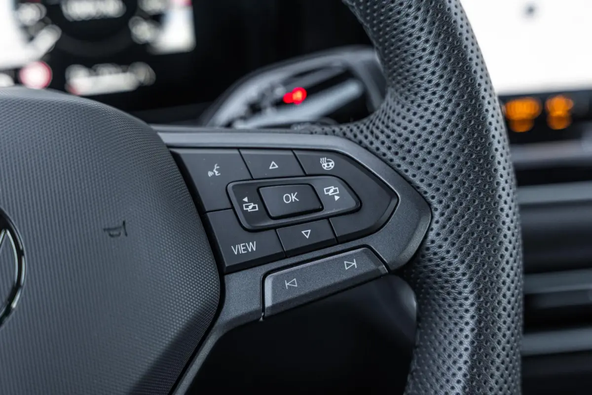1.5 eHybrid 272pk R-Line | SoH 100% | Trekhaak | 360 Camera | Parkeersensoren