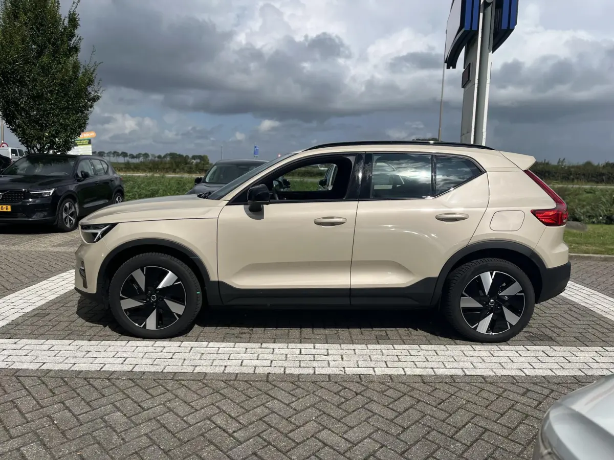 Single Motor Extended Range Plus 82 kWh | Parkeercamera | 19 Inch Velgen | Harman / Kardon | Trekhaak |