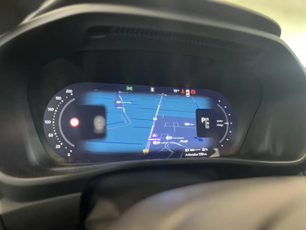Single Motor Extended Range Plus 82 kWh | Parkeercamera | 19 Inch Velgen | Harman / Kardon | Trekhaak |