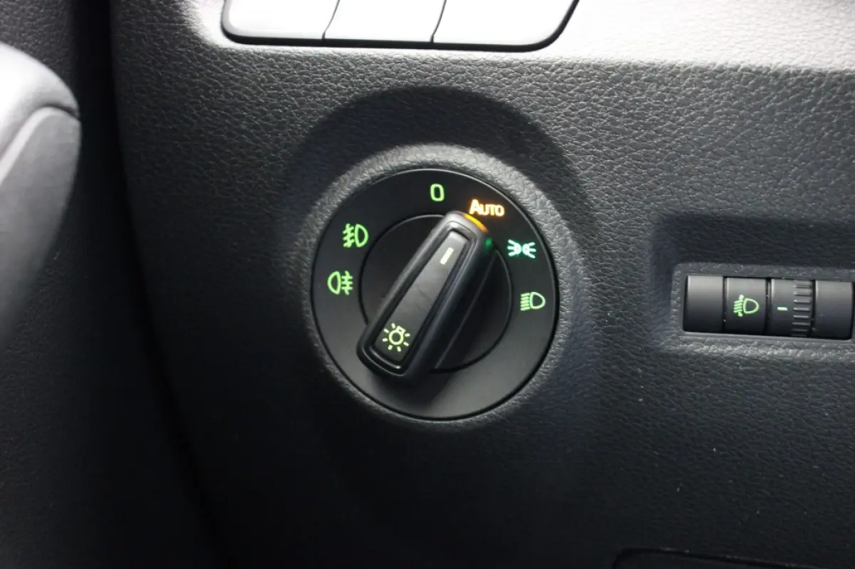 1.0 TSI Business Edition Automaat - Carplay, Camera, Adapt. Cruise, Stoelverw. Trekhaak