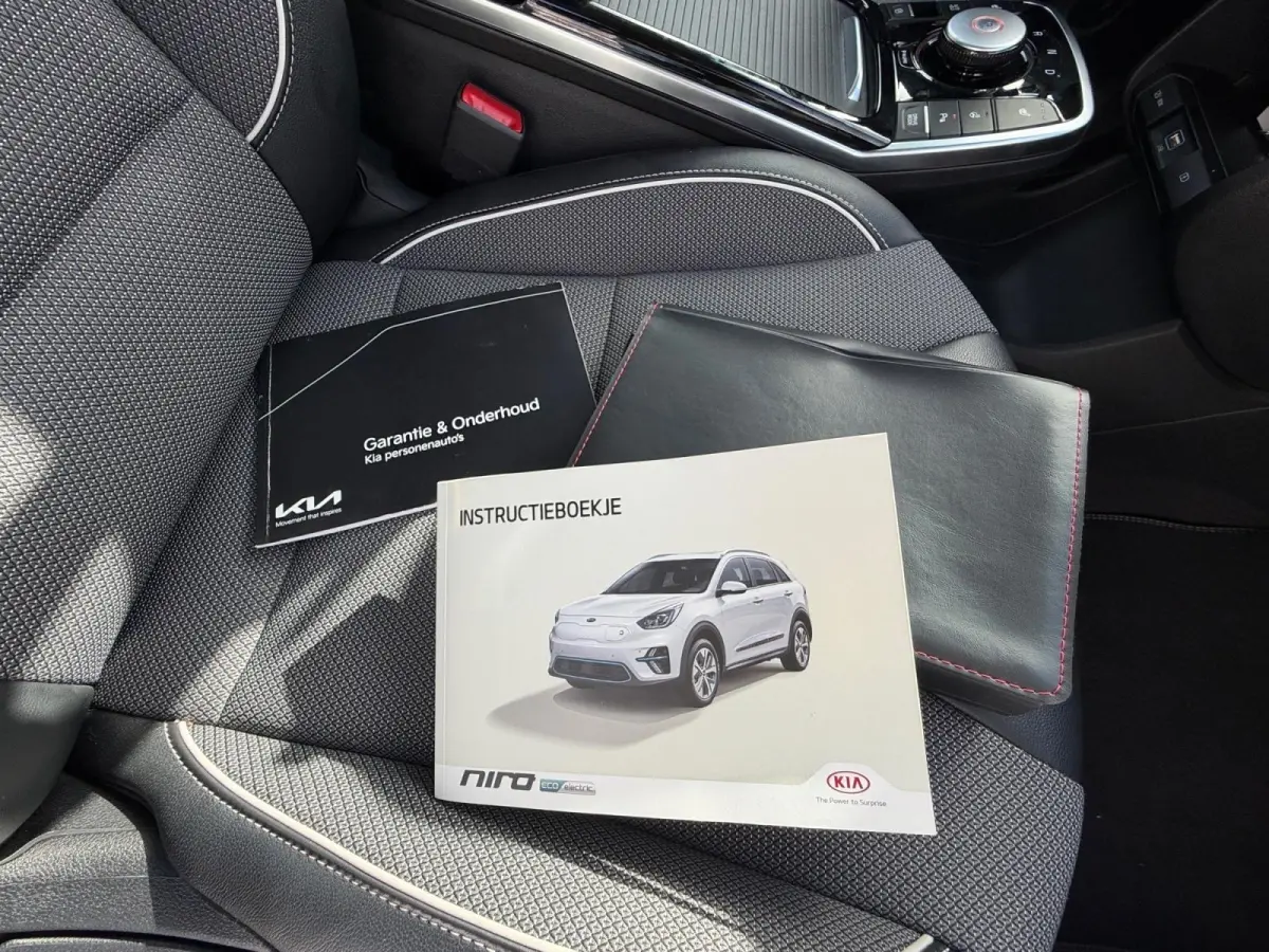 DynamicPlusLine 64 kWh | *1E EIGENAAR | FABRIEKSGARANTIE | SCHUIF- KANTELDAK | APPLE CARPLAY/ ANDROID AUTO | NAVI | CAMERA | STUUR/ STOELVERWARMING | STOF/ LEDER | ETC…