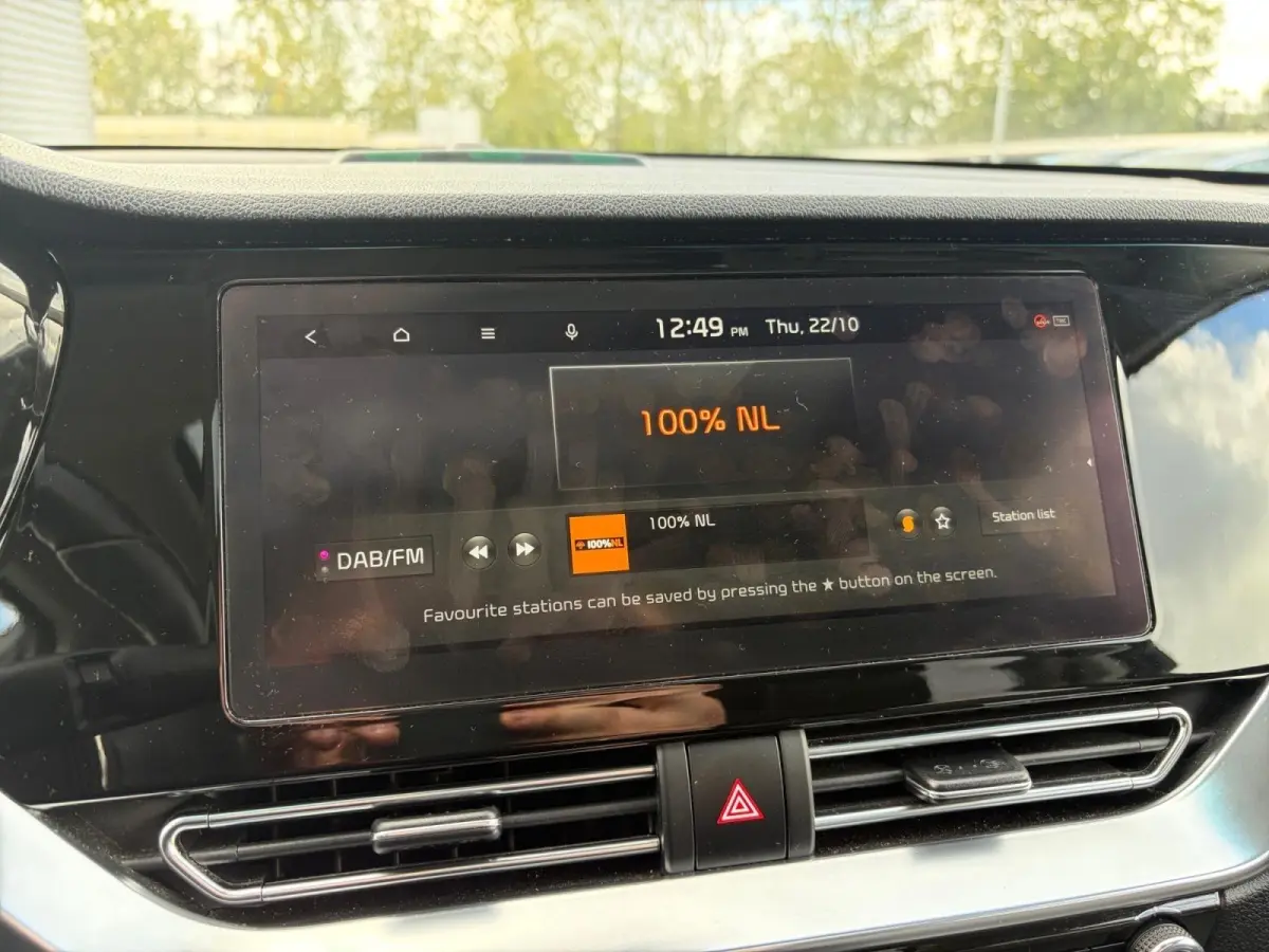 DynamicPlusLine 64 kWh | *1E EIGENAAR | FABRIEKSGARANTIE | SCHUIF- KANTELDAK | APPLE CARPLAY/ ANDROID AUTO | NAVI | CAMERA | STUUR/ STOELVERWARMING | STOF/ LEDER | ETC…