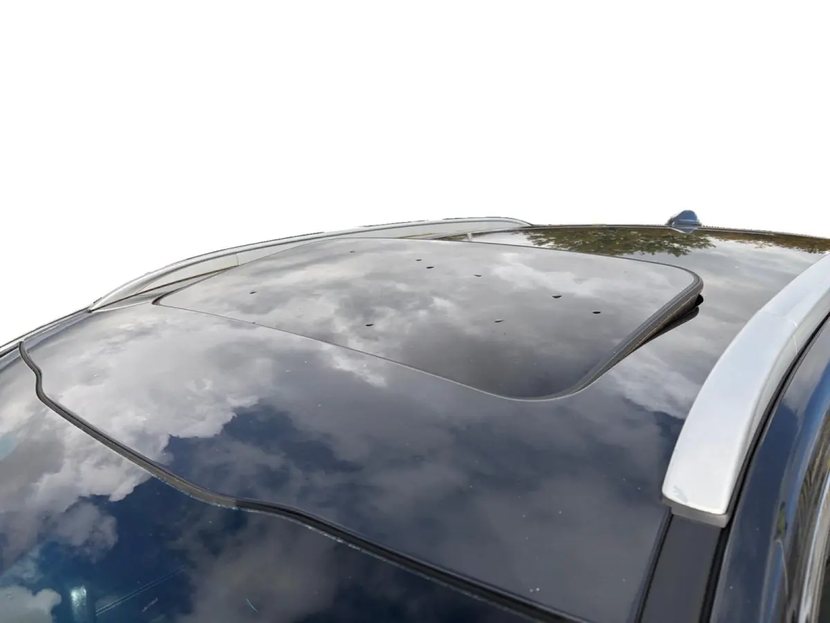 DynamicPlusLine 64 kWh | *1E EIGENAAR | FABRIEKSGARANTIE | SCHUIF- KANTELDAK | APPLE CARPLAY/ ANDROID AUTO | NAVI | CAMERA | STUUR/ STOELVERWARMING | STOF/ LEDER | ETC…