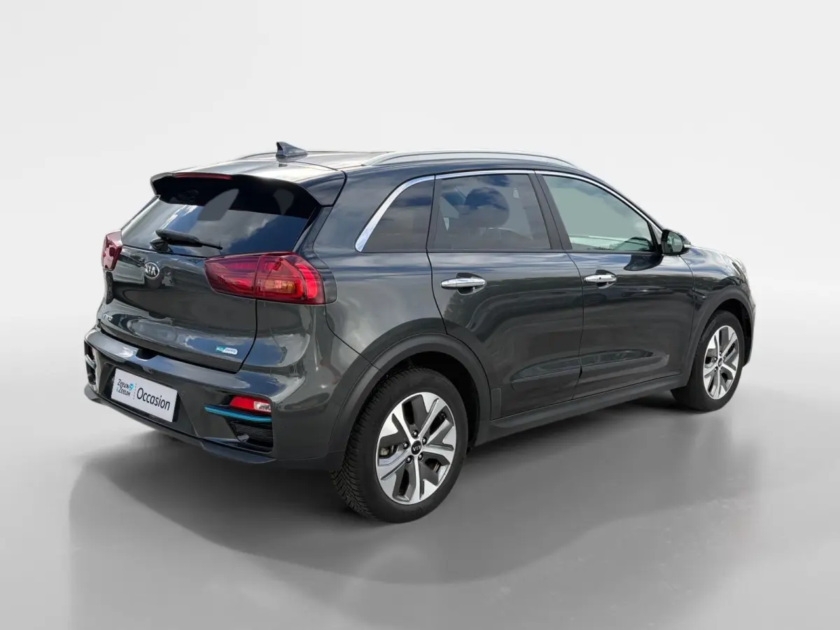 DynamicPlusLine 64 kWh | *1E EIGENAAR | FABRIEKSGARANTIE | SCHUIF- KANTELDAK | APPLE CARPLAY/ ANDROID AUTO | NAVI | CAMERA | STUUR/ STOELVERWARMING | STOF/ LEDER | ETC…