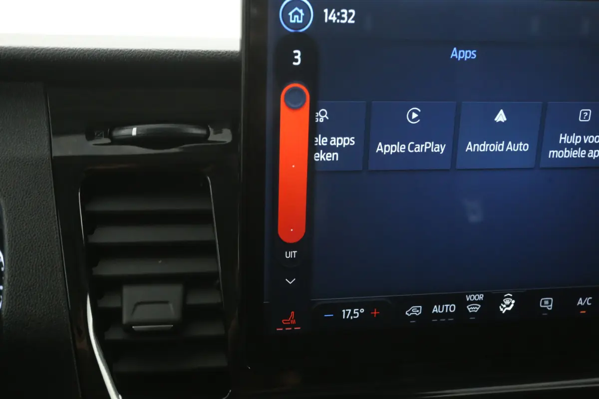 L3H3 68 kWh | Snelladen | SOH 96% | Clima | Camera | 3 Zits | Carplay | Cruise | Navi | Parkeersens.