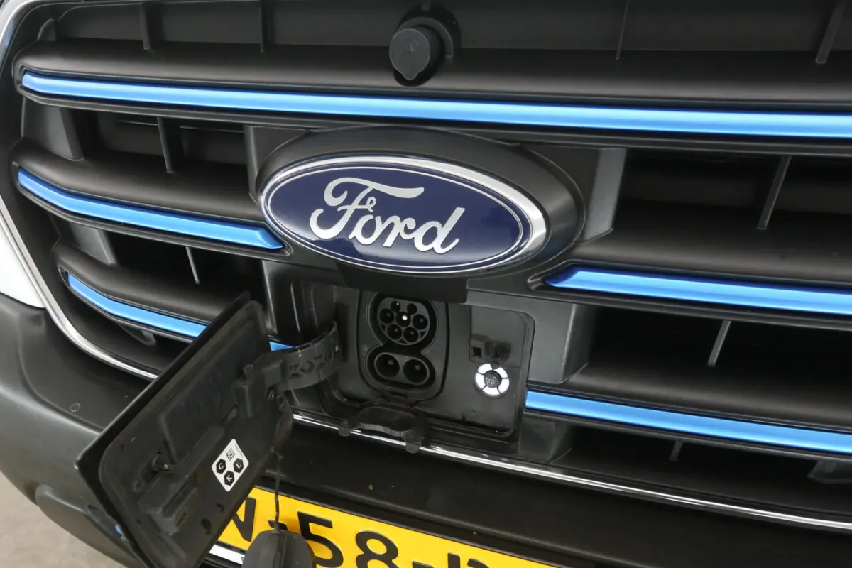 L3H3 68 kWh | Snelladen | SOH 96% | Clima | Camera | 3 Zits | Carplay | Cruise | Navi | Parkeersens.