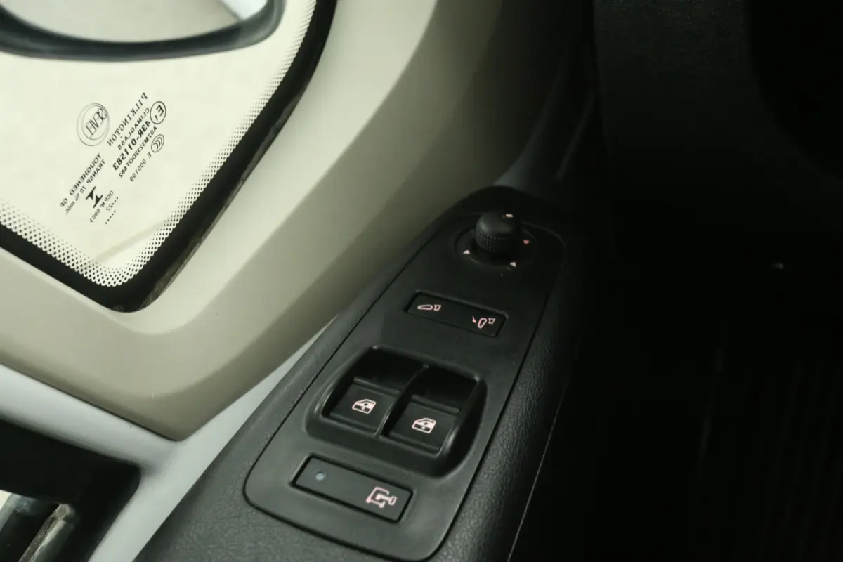 2.2 BlueHdi L2H2 140PK | Airco | Cruise | Camera | 3 Zits | Trekhaak | Navi | Parkeersens,