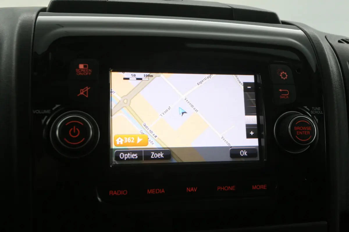 2.2 BlueHdi L2H2 140PK | Airco | Cruise | Camera | 3 Zits | Trekhaak | Navi | Parkeersens,