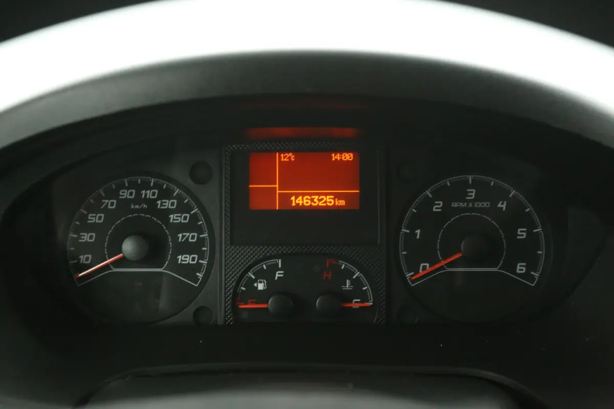 2.2 BlueHdi L2H2 140PK | Airco | Cruise | Camera | 3 Zits | Trekhaak | Navi | Parkeersens,