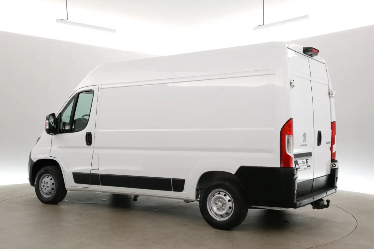 2.2 BlueHdi L2H2 140PK | Airco | Cruise | Camera | 3 Zits | Trekhaak | Navi | Parkeersens,