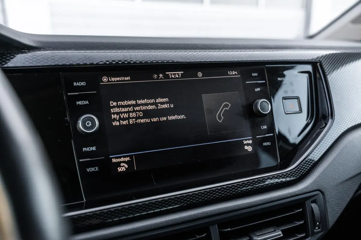 1.0 TSI 95pk Life | Navigatie | Parkeersensoren Voor + Achter | App Connect | Adaptieve Cruise Control