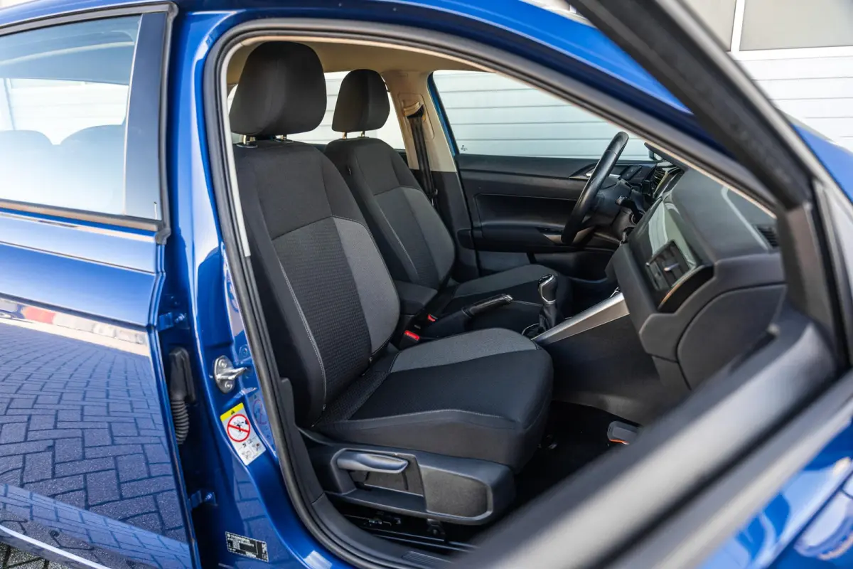 1.0 TSI 95pk Life | Navigatie | Parkeersensoren Voor + Achter | App Connect | Adaptieve Cruise Control