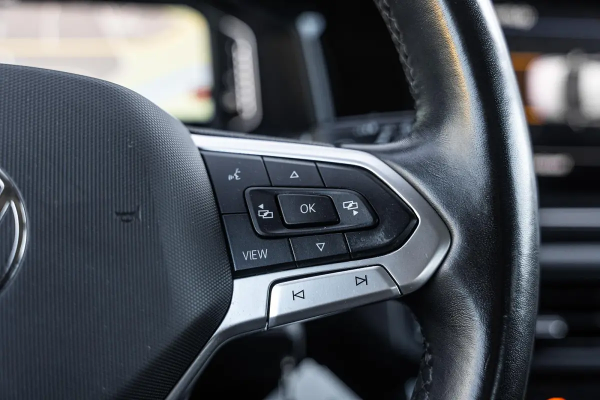 1.0 TSI 95pk Life | Navigatie | Parkeersensoren Voor + Achter | App Connect | Adaptieve Cruise Control