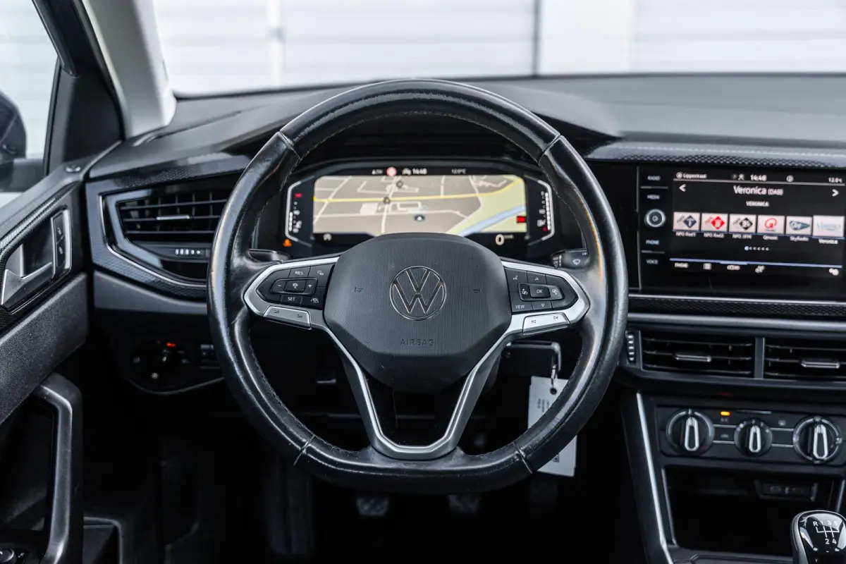 1.0 TSI 95pk Life | Navigatie | Parkeersensoren Voor + Achter | App Connect | Adaptieve Cruise Control