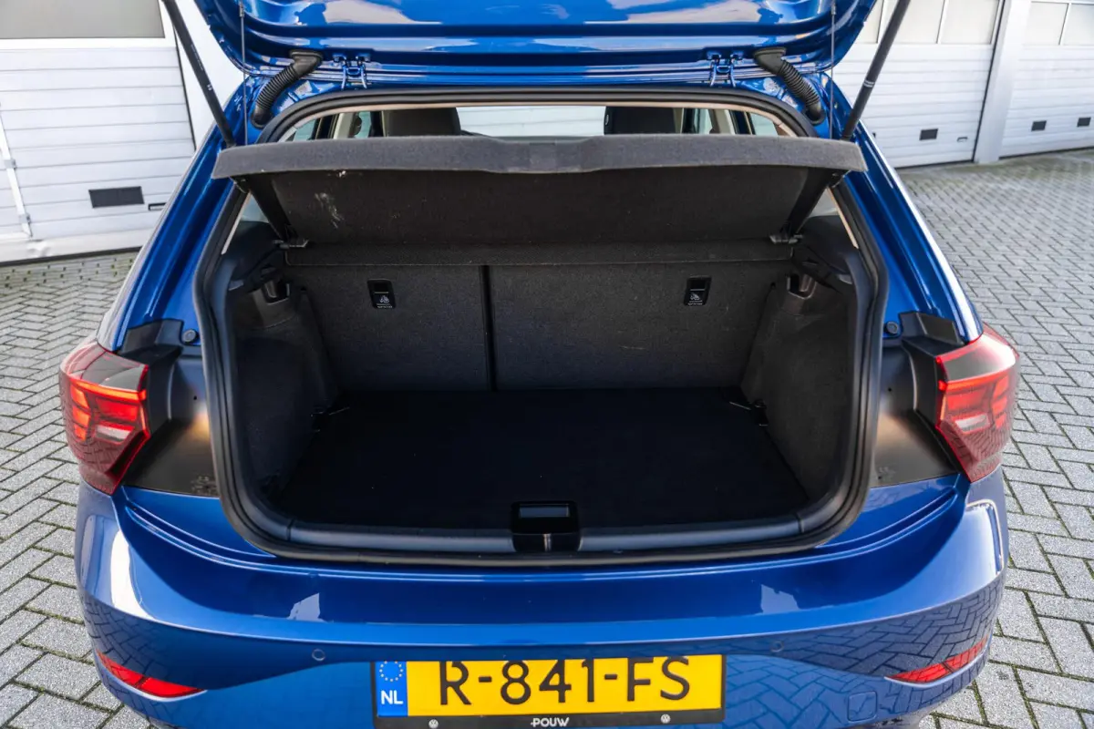 1.0 TSI 95pk Life | Navigatie | Parkeersensoren Voor + Achter | App Connect | Adaptieve Cruise Control