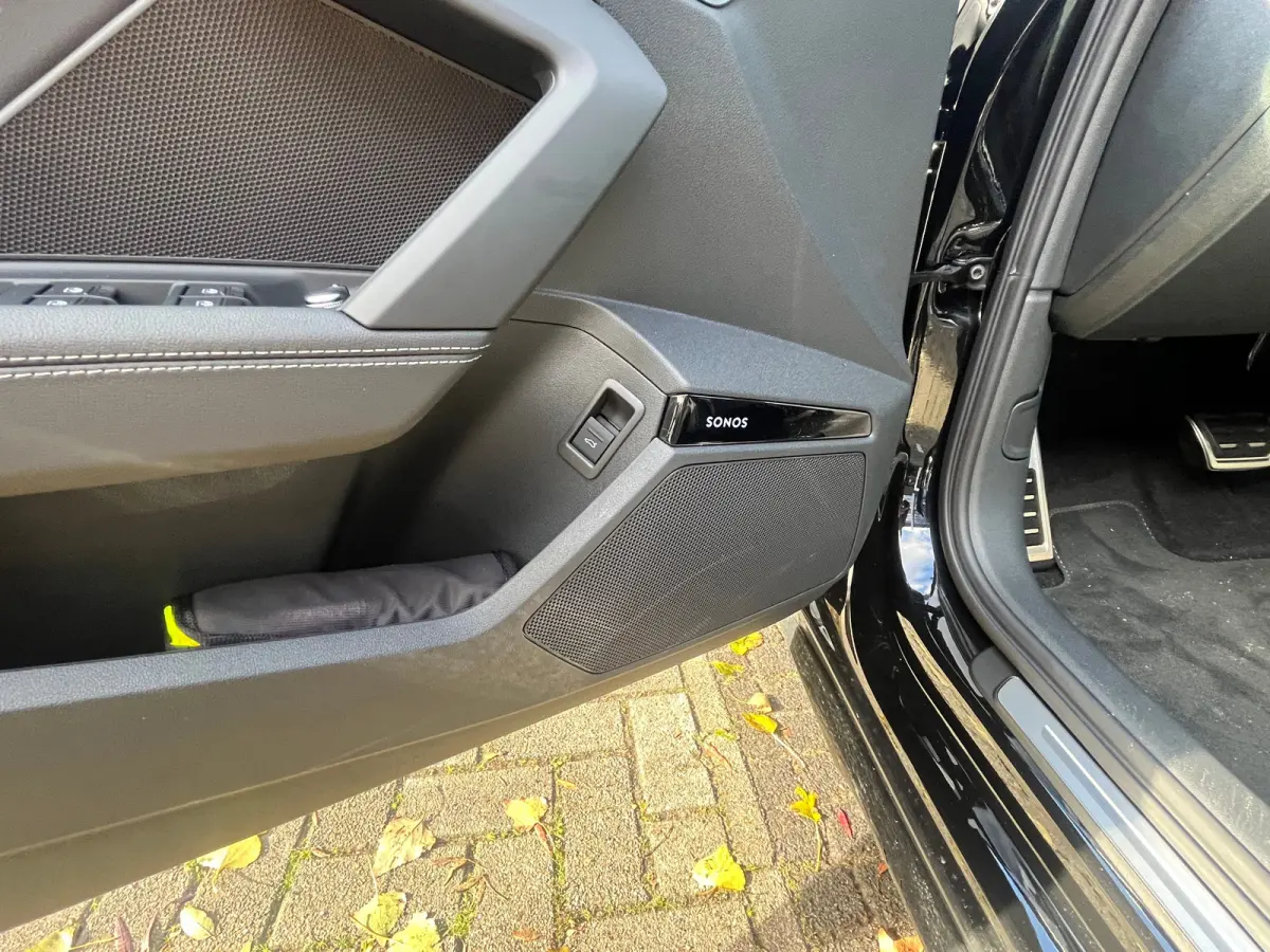 35 TFSI S edition | 18 inch velgen | Sonos | Tech plus | Optiek zwart | Lichtpakket | Lendesteunen |