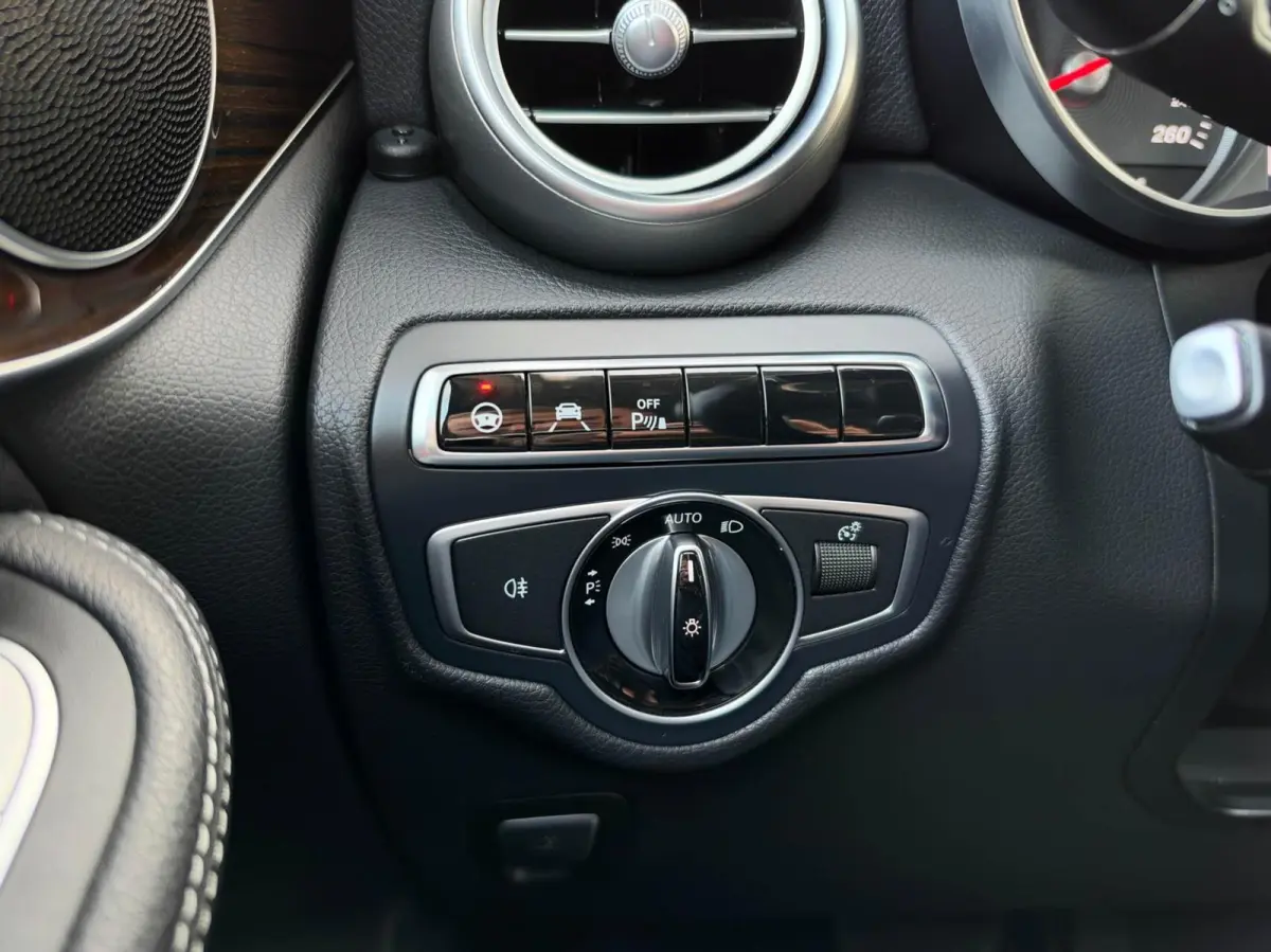 250 4MATIC Automaat Exclusive | Half leder | Full LED | Assist pakket | Trekhaak