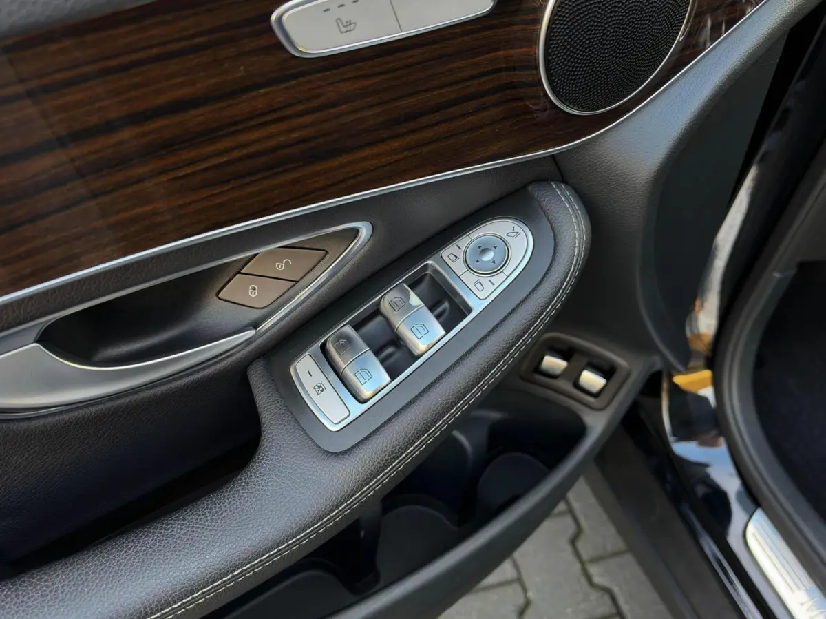 250 4MATIC Automaat Exclusive | Half leder | Full LED | Assist pakket | Trekhaak