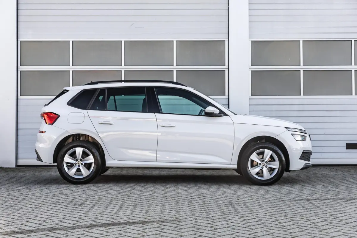 1.0 TSI 110pk Sport Business | Navigatie | Climate Control  | App Connect | Adaptieve Cruise Control