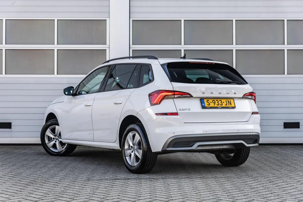 1.0 TSI 110pk Sport Business | Navigatie | Climate Control  | App Connect | Adaptieve Cruise Control